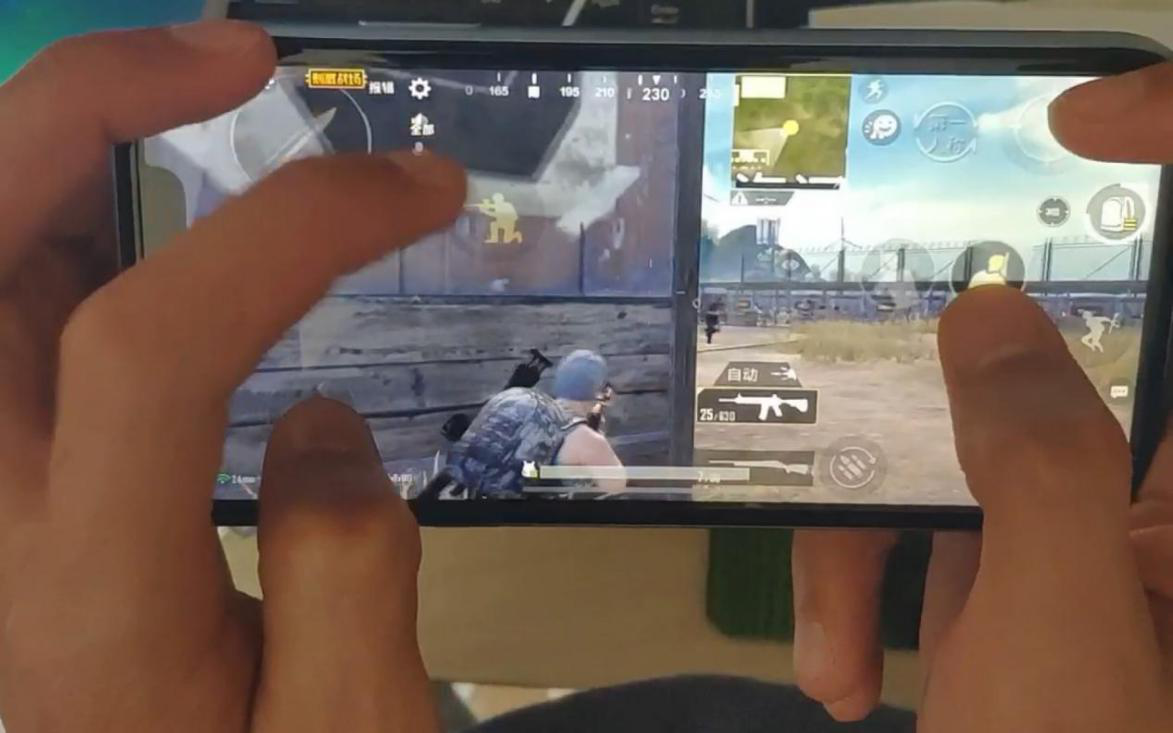 在腾讯手游助手还原端游操作，体验顺滑竞技乐趣