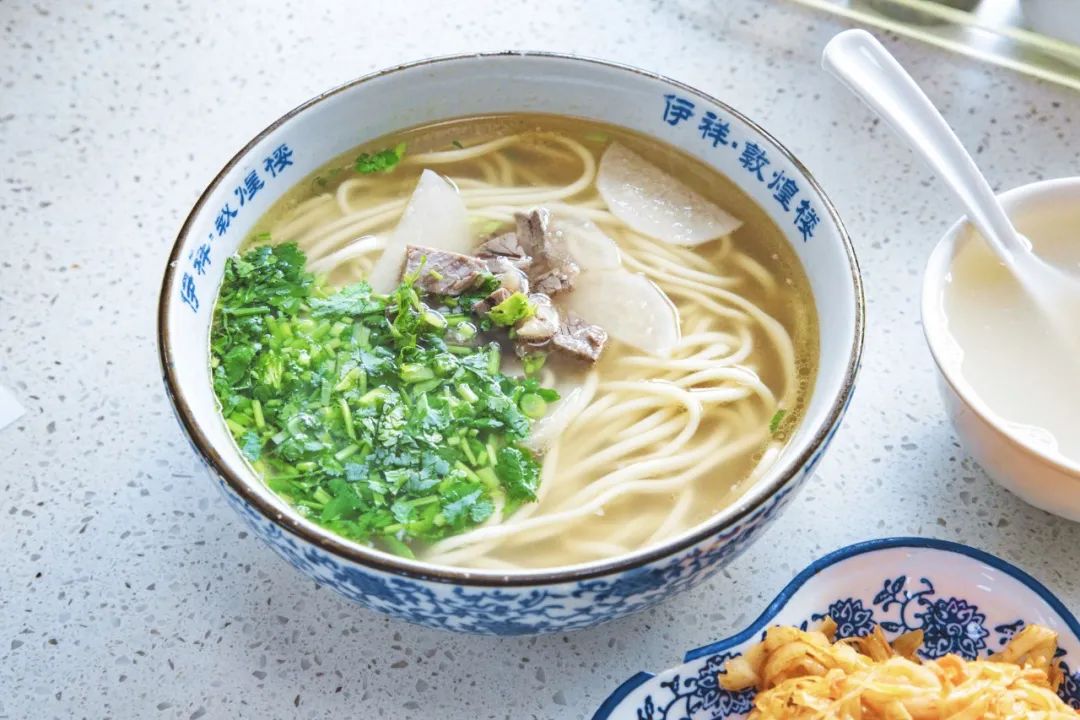 中国牛肉面图鉴，别说你只吃过兰州的