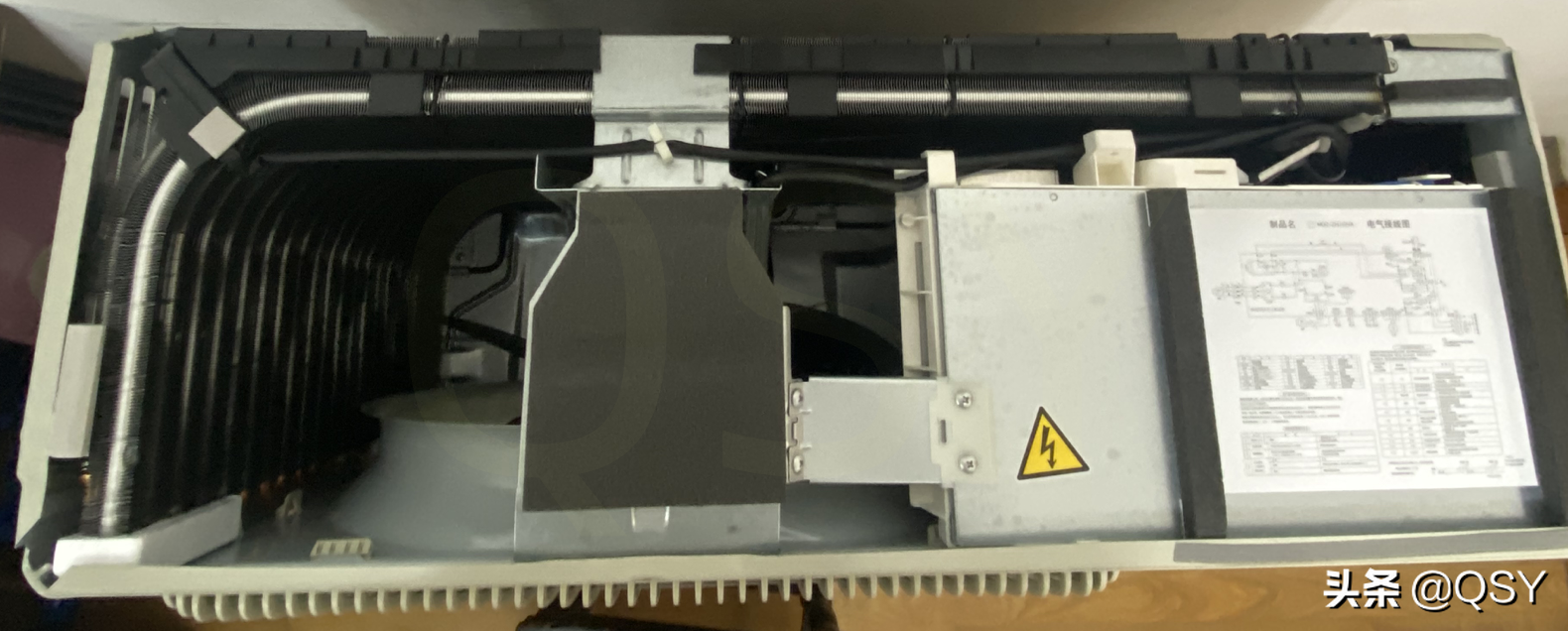 拆三菱电机空调ZHJ 或许是制热最强的1.5匹 实测68度高温风