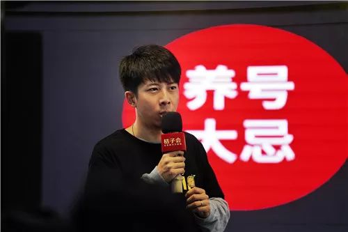 做抖音2年才涨1000个粉？那些2个月做爆抖音号的人是这样做的