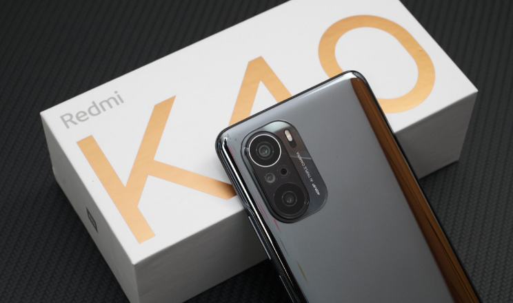 最新手机销量排名TOP10：荣耀逆袭升至第一，苹果包圆高端市场