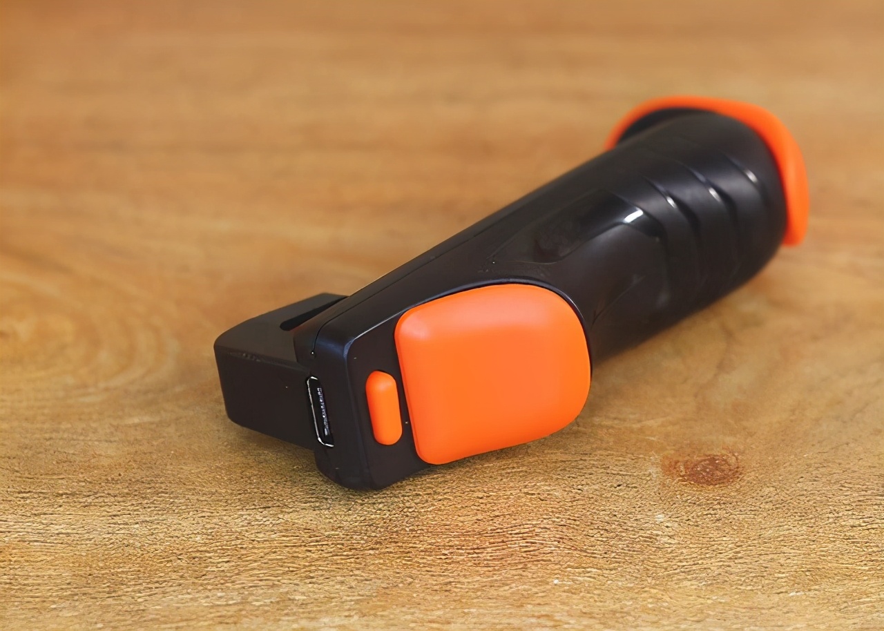 单击变连发，莱仕达PXN-P1手游连点器助力吃鸡