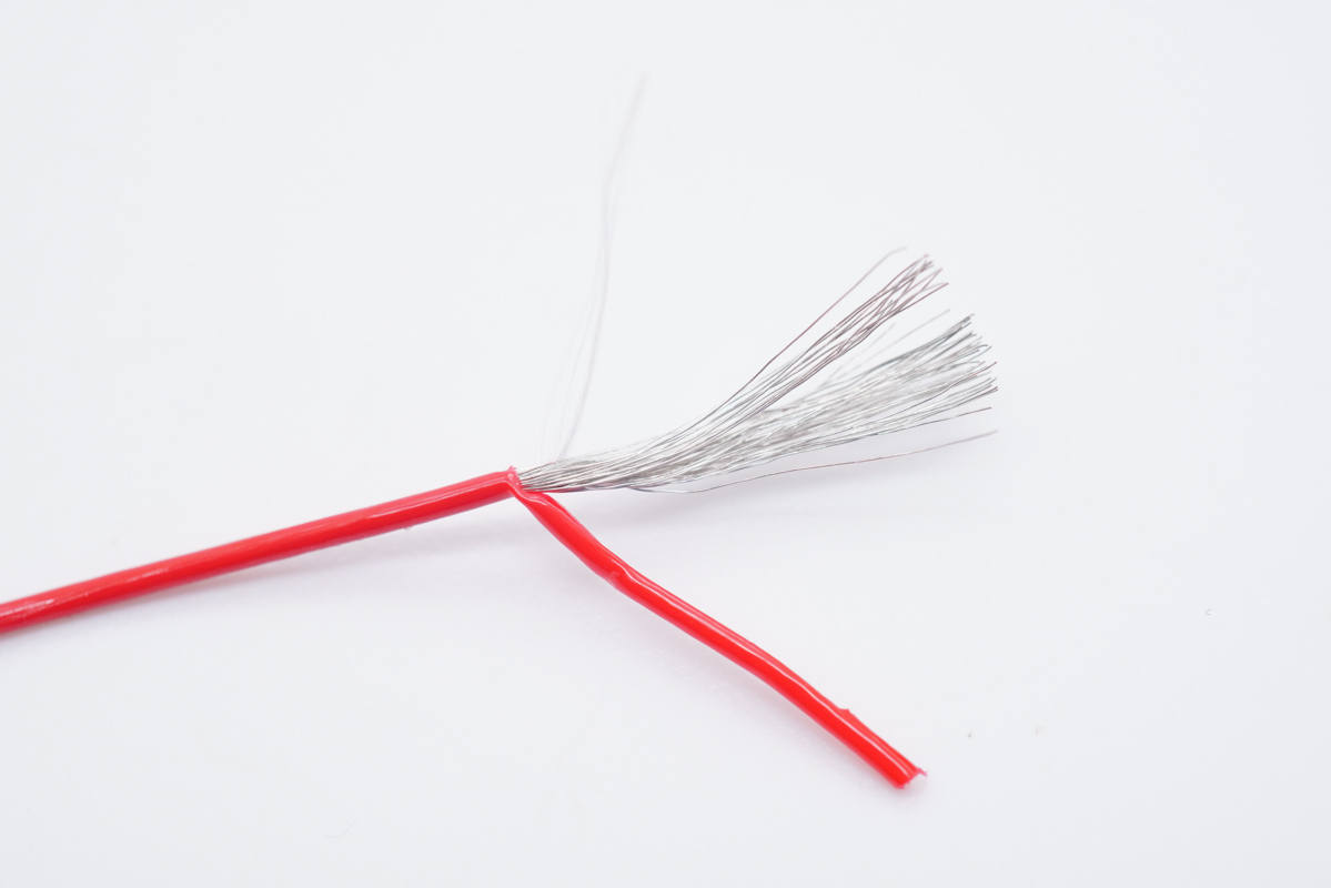 既支持100W PD快充又支持120W私有快充，小米新款超级快充CC线拆解