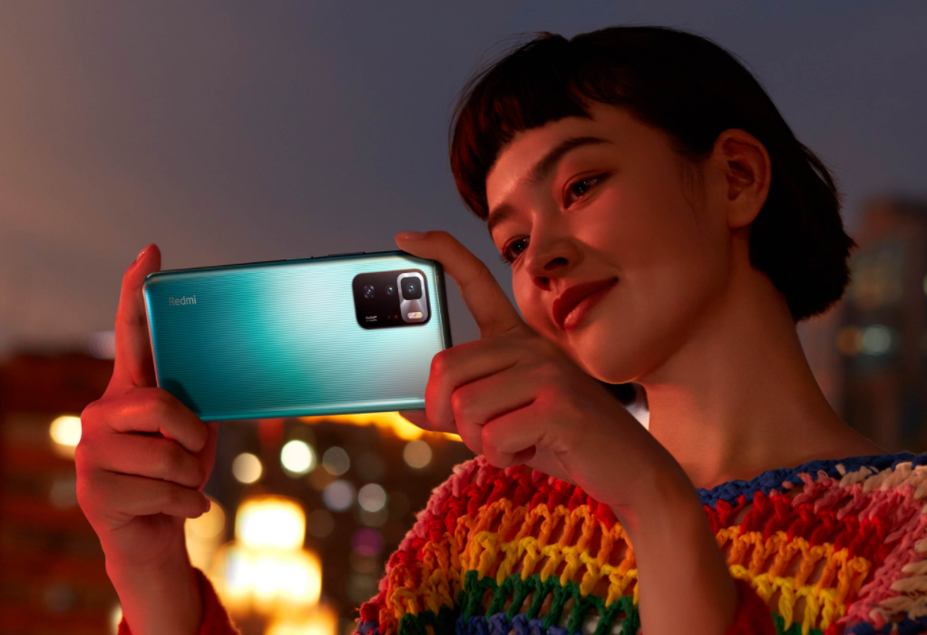 不夸张地说！预算2000元以内，这5款手机大胆放心闭眼买