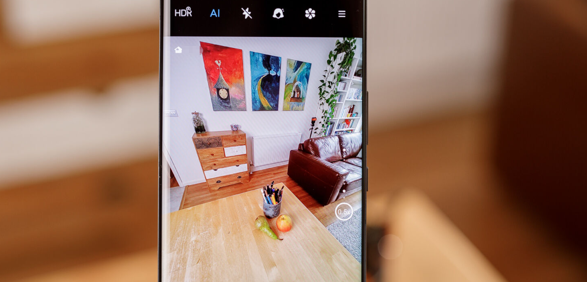 2021年最佳屏下镜头手机评测！中兴 Axon 30 5G：千元机的完美选择