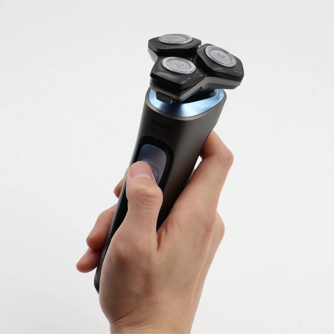 飞利浦「新5系」剃须刀，更像7系了