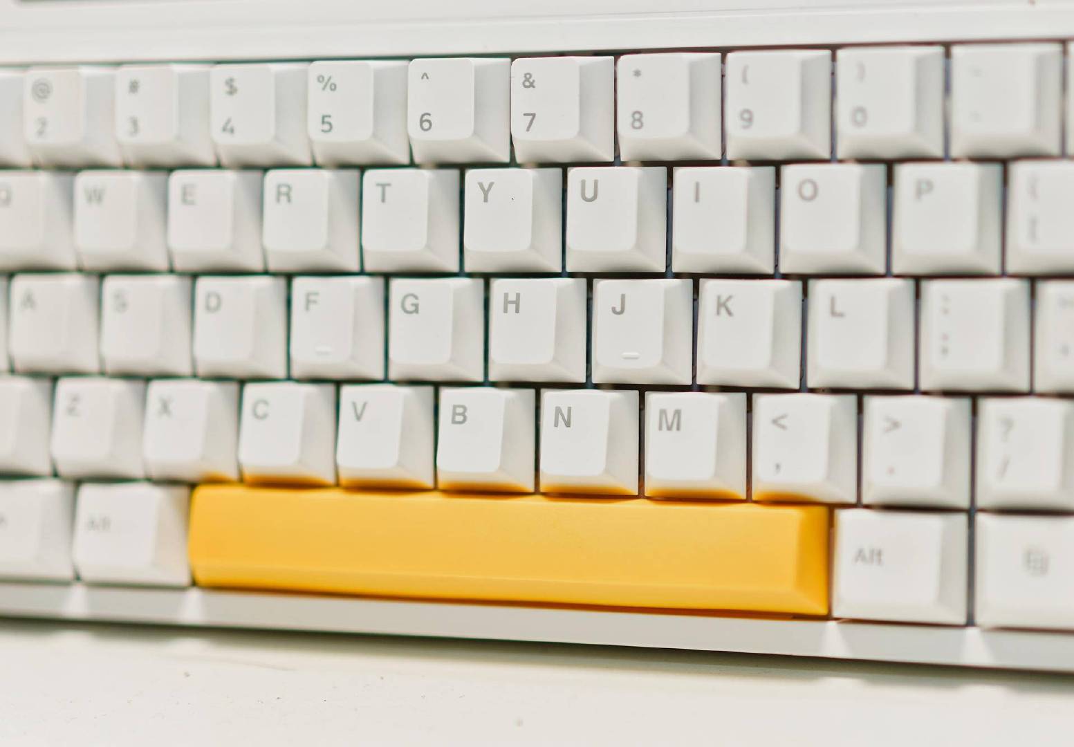 iPad的好助手，移动办公新方式，黑爵K620T提升码字效率