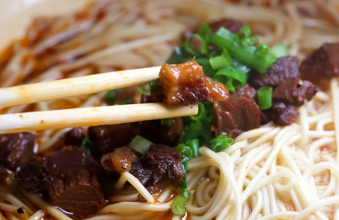 中国牛肉面图鉴，别说你只吃过兰州的