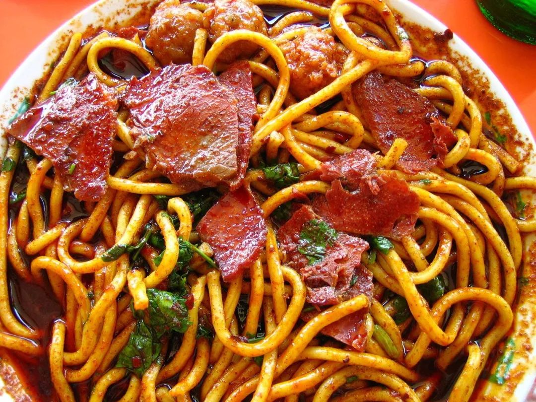 中国牛肉面图鉴，别说你只吃过兰州的