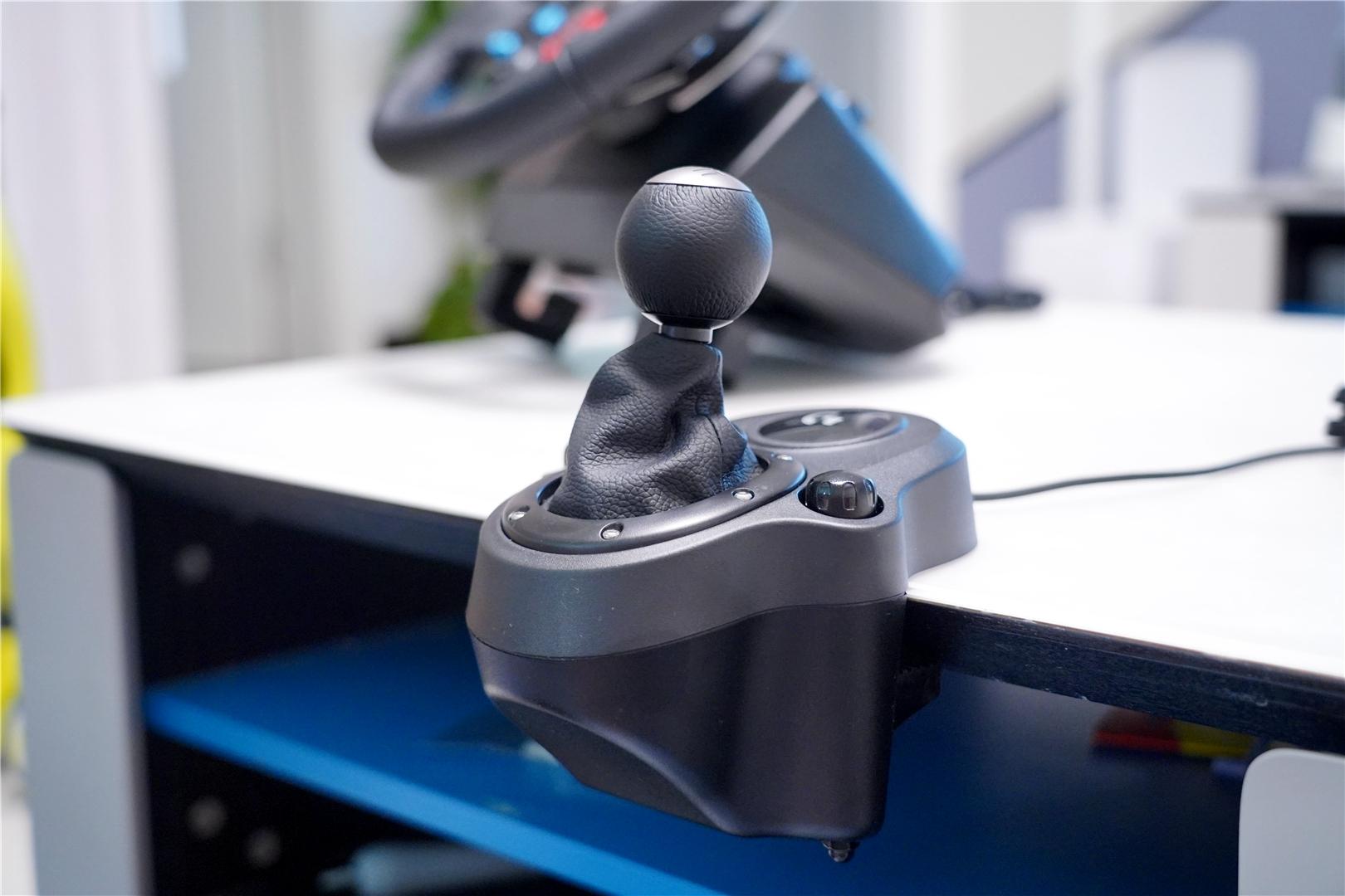 900°转向，体验真实驾驶感受，罗技G29游戏方向盘做到了