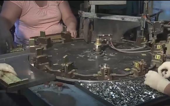 普通打火机1元1只，而一只ZIPPO打火机要几百元，是怎么制造的