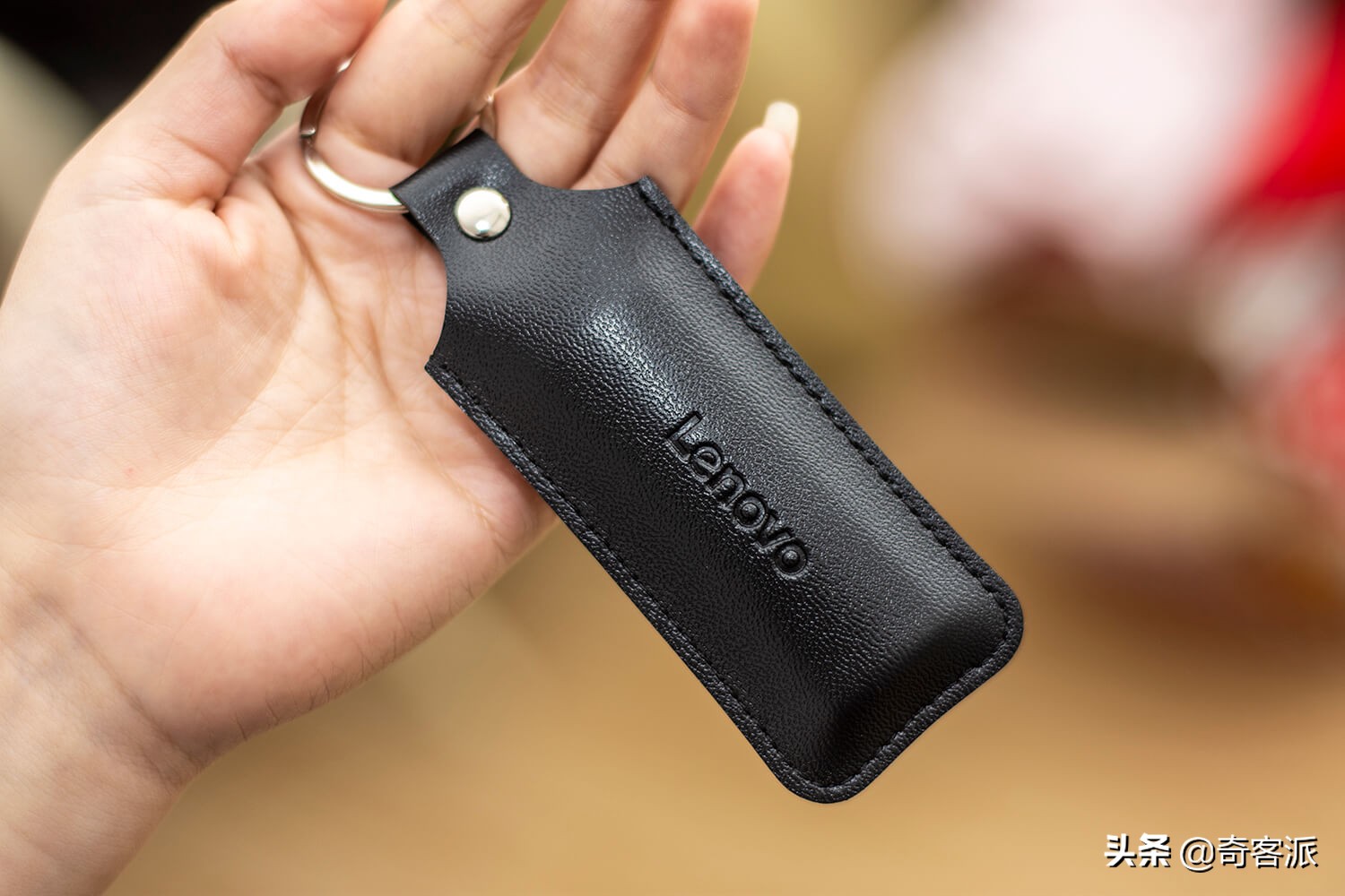 读写500MB/s的固态U盘，联想L7C符合真香定律么？