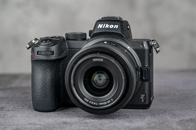 必买：高画质组合之选 尼康相机+镜头组合推荐