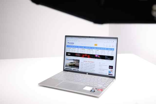 以为高分辨率就是轻薄本的全部 看到惠普星13 Air的屏幕素质我被打脸了