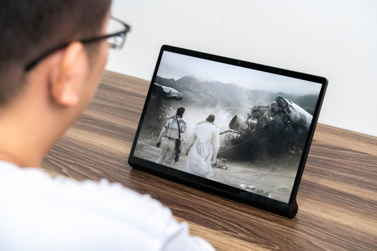 新一代娱乐平板，YOGA Pad Pro当仁不让