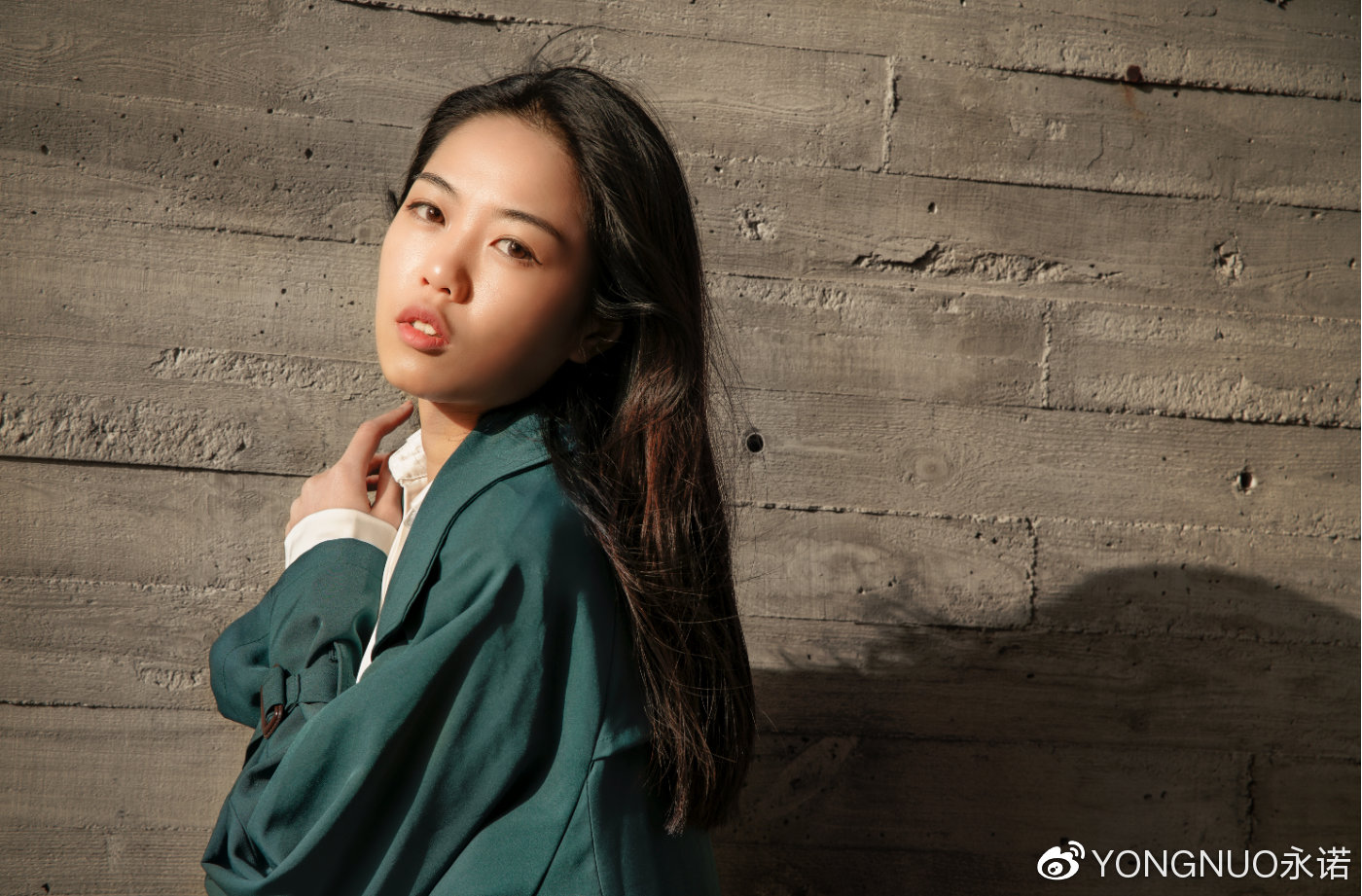 谁说便宜没好货？3款E口必备人文镜头，实力超群不输大牌