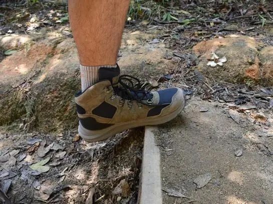 Merrell迈乐的登山鞋怎么样？第一次穿出去测评会有什么惊喜？