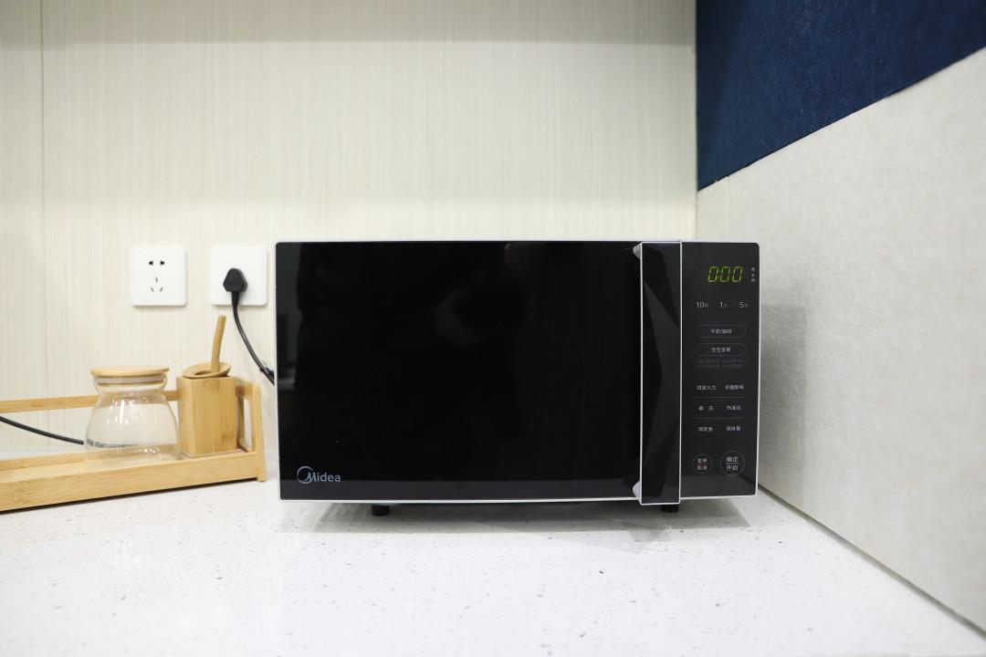 满足我的日常需要 美的M3-L233B微波炉快速测评