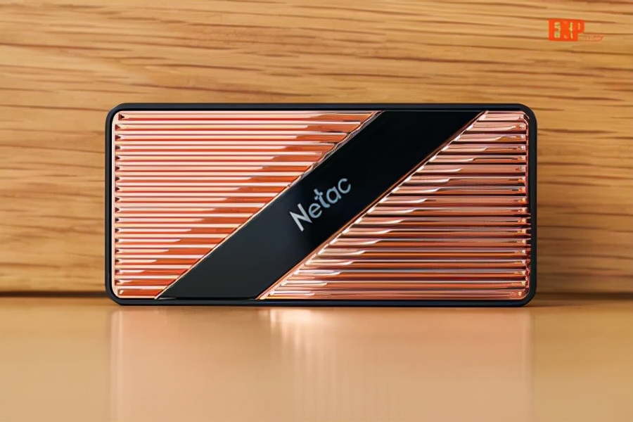 朗科ZT5 1TB移动固态硬盘评测：将内置高端SSD的性能体验随身携带