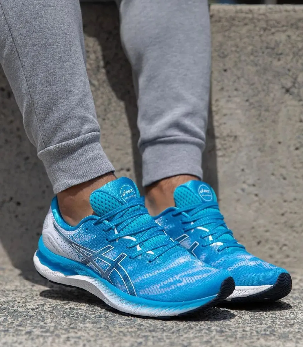 行走的中流砥柱！一篇教你ASICS跑鞋怎么选