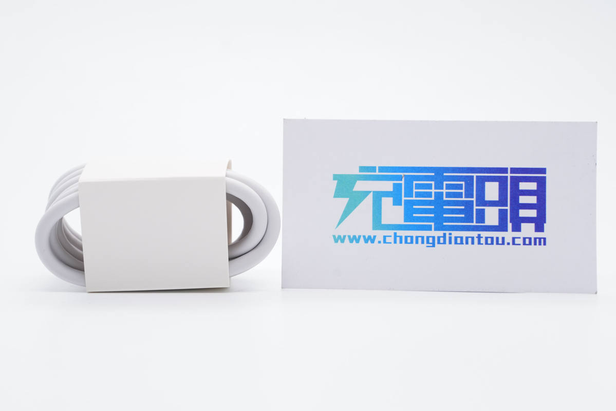既支持100W PD快充又支持120W私有快充，小米新款超级快充CC线拆解
