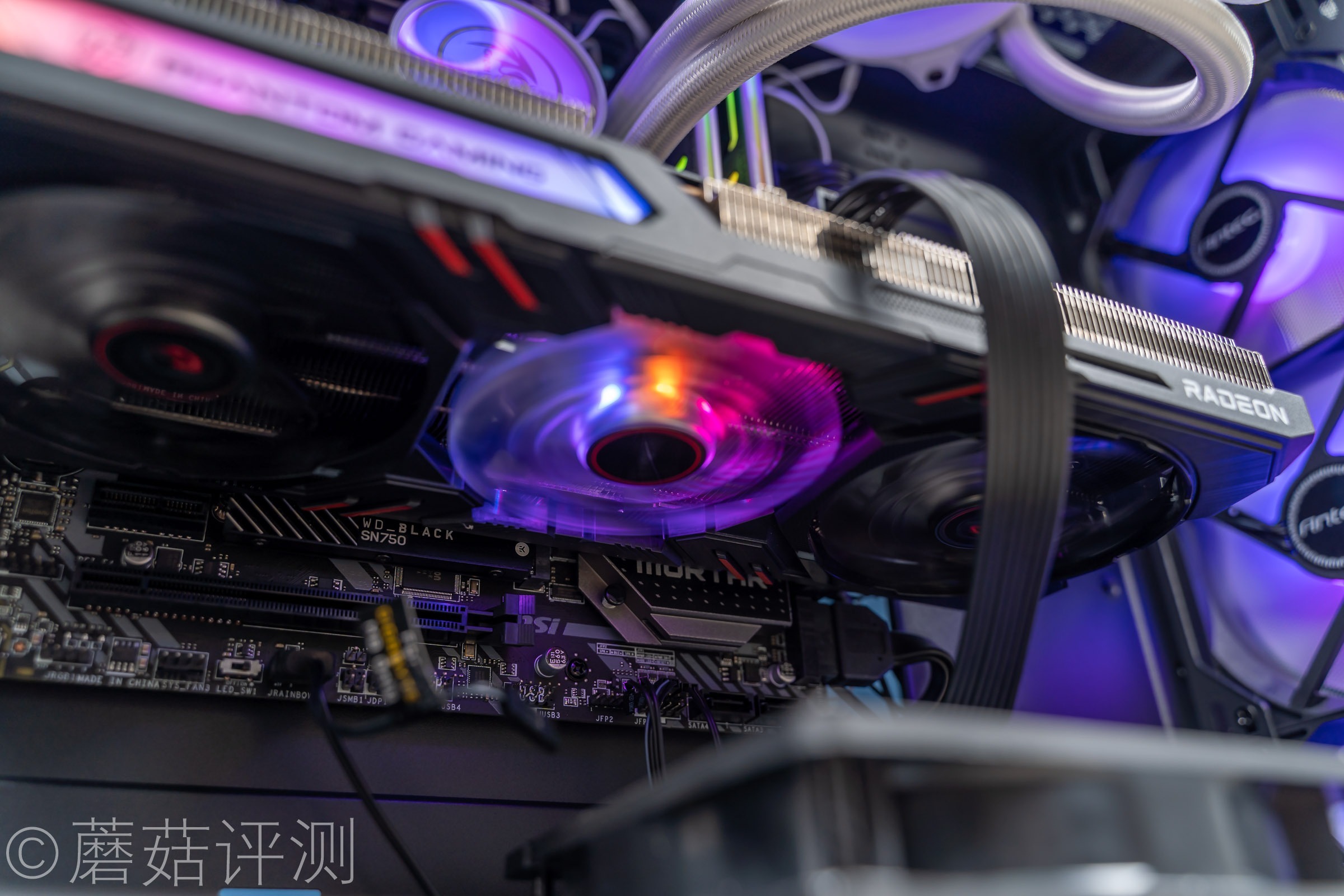 颜值出众，散热给力、华擎RX6600XT幻影电竞PGD显卡 评测