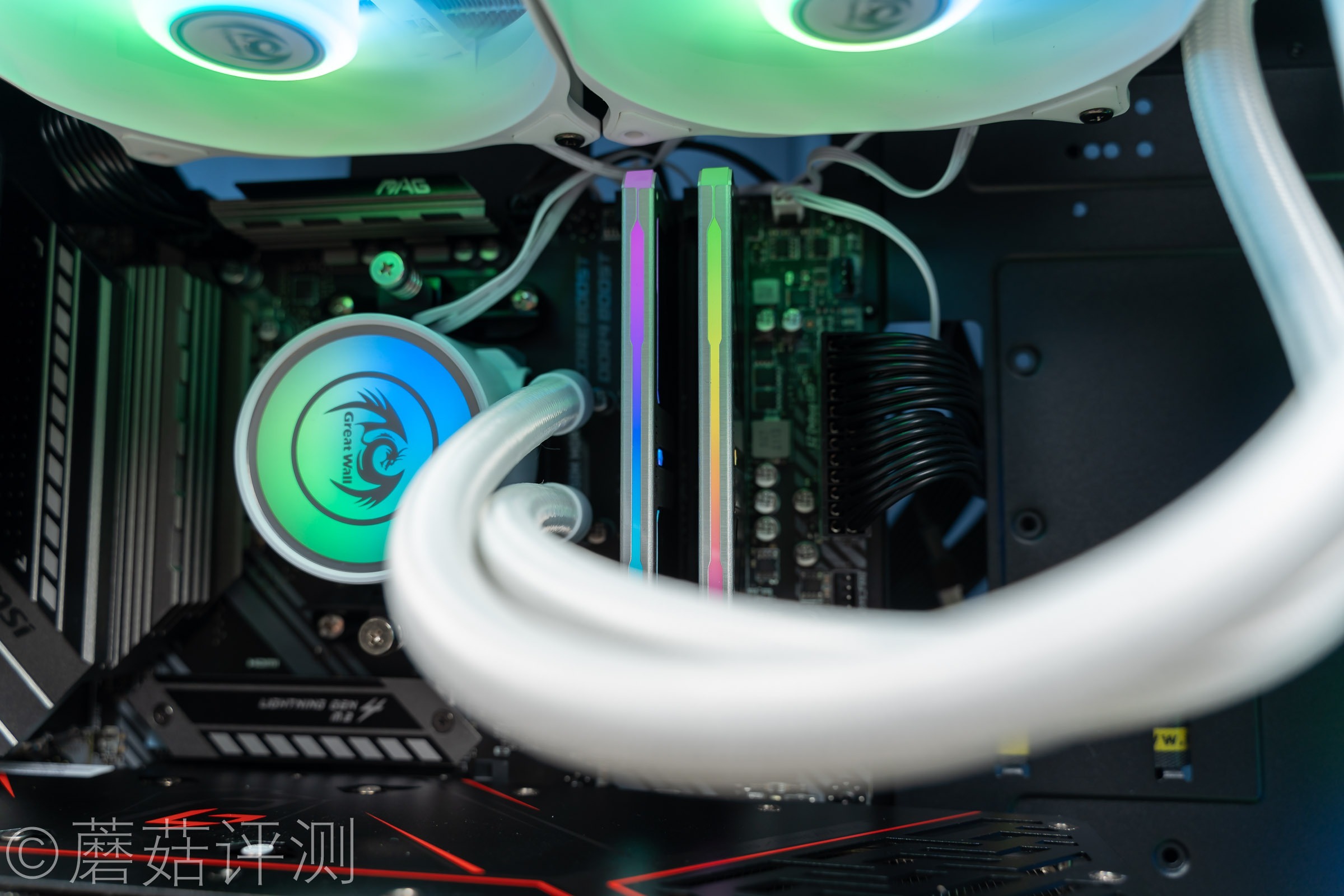 颜值出众，散热给力、华擎RX6600XT幻影电竞PGD显卡 评测