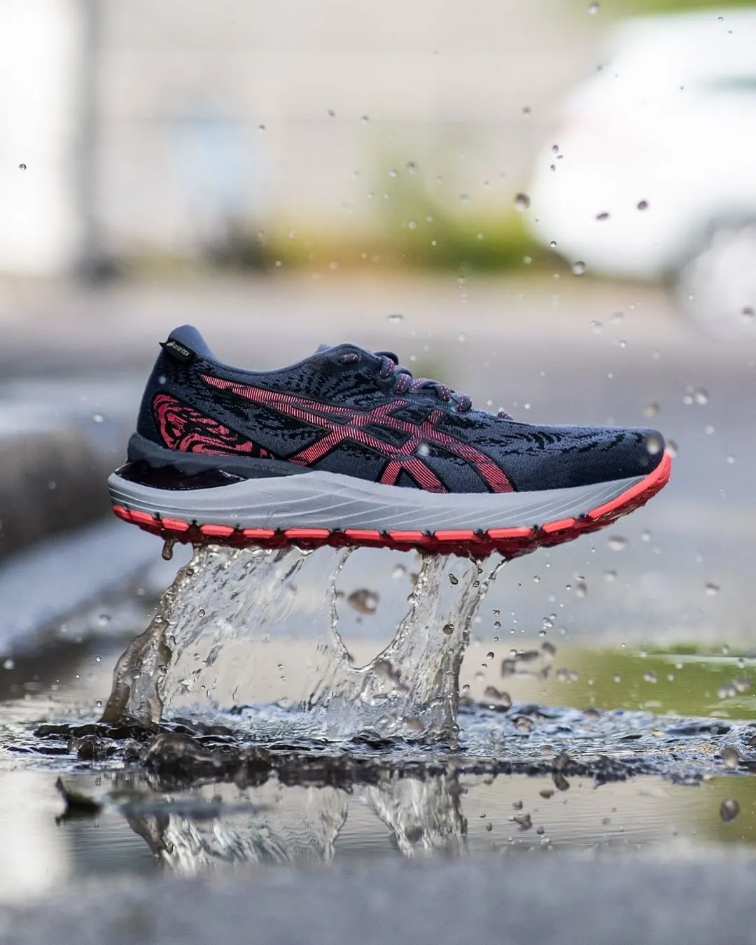 行走的中流砥柱！一篇教你ASICS跑鞋怎么选