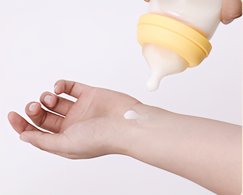 暖奶器选得好，再也不用职场、家庭两头跑