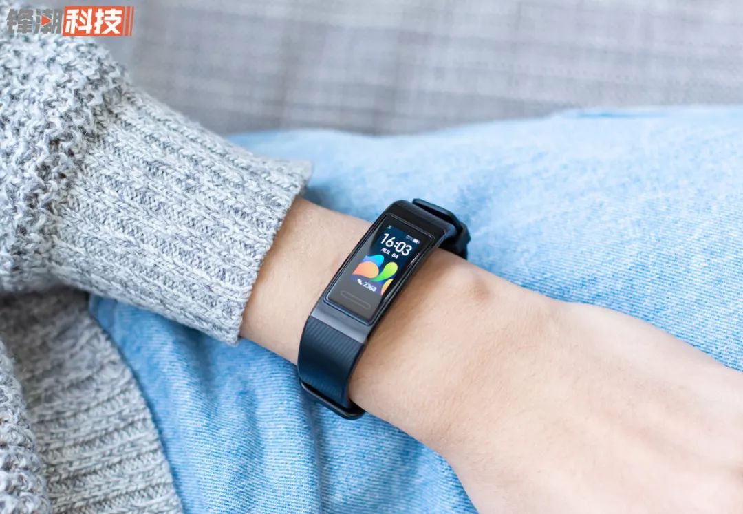 一个手环，完成你所有需求！华为手环 4 Pro 详细评测