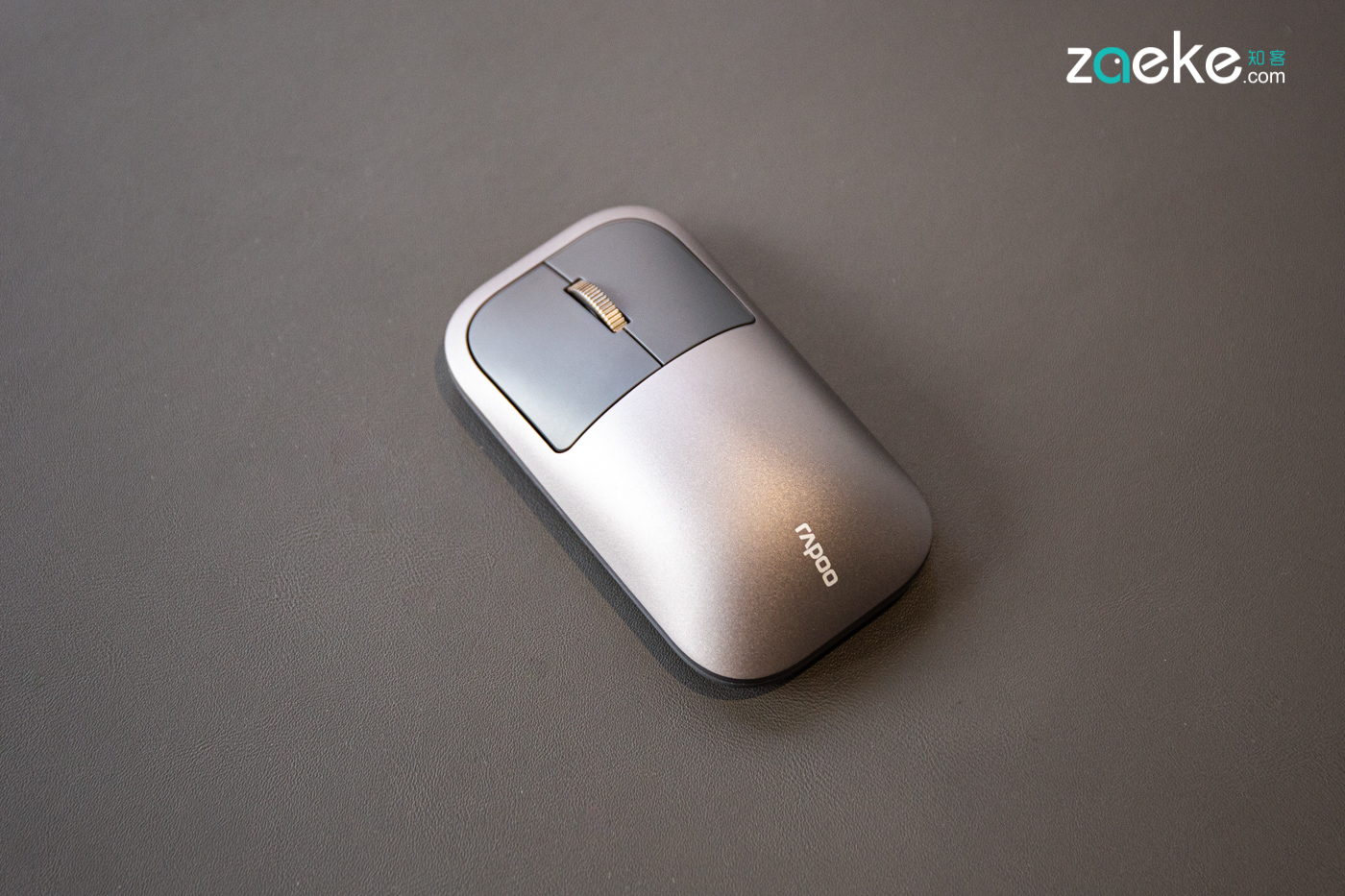 雷柏 M700 无线鼠标：是稳重的商务派，也是性价比之选