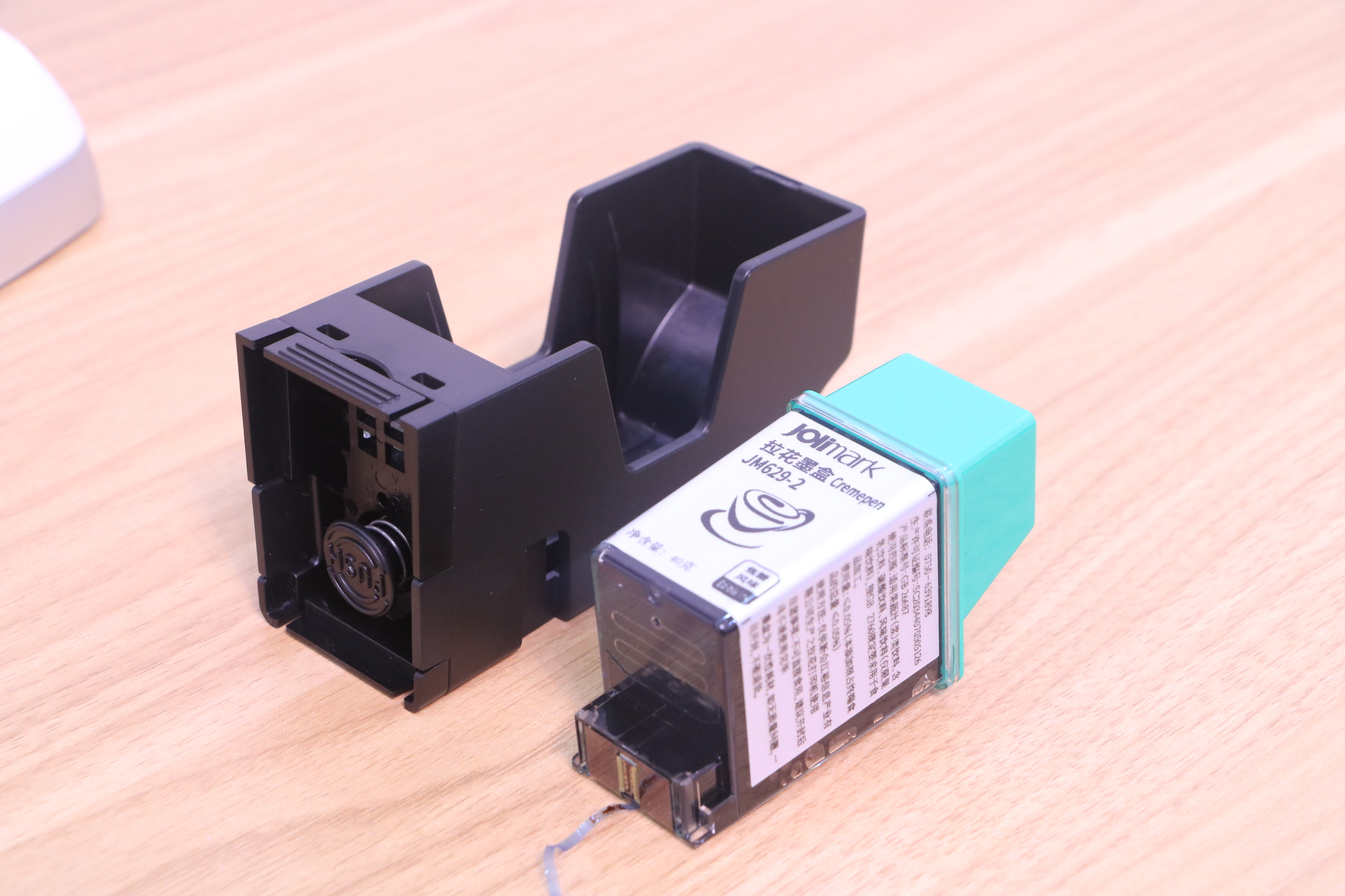 将爱印在美食上，映美拉花打印机让你大胆说出爱，传递真情与感动