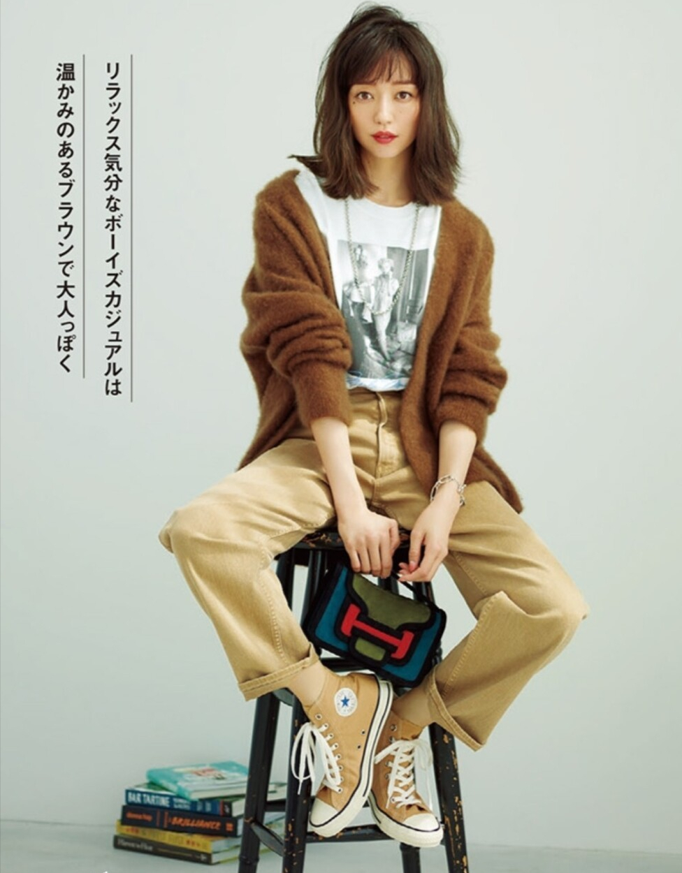 初春来一双“匡威鞋”，适合多种场合和风格，搭裙子裤子都好看