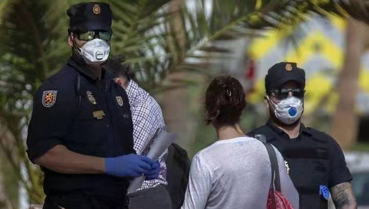 “空气香甜女”杨舒平：公费留学却诋毁祖国，如今下场太解气