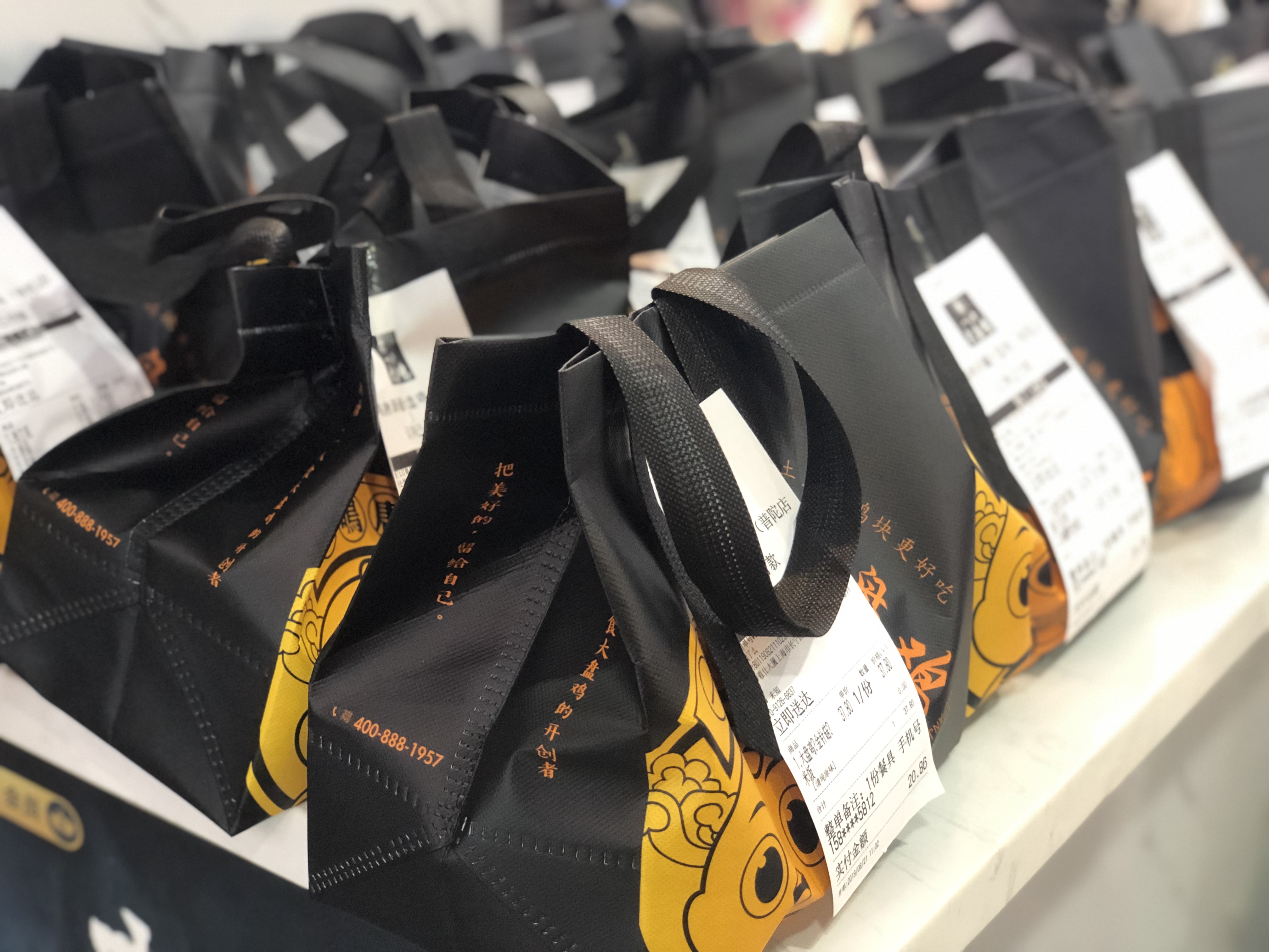 12秒出餐，月销2万单，分店遍布全国 一人食大盘鸡的秘诀和隐忧