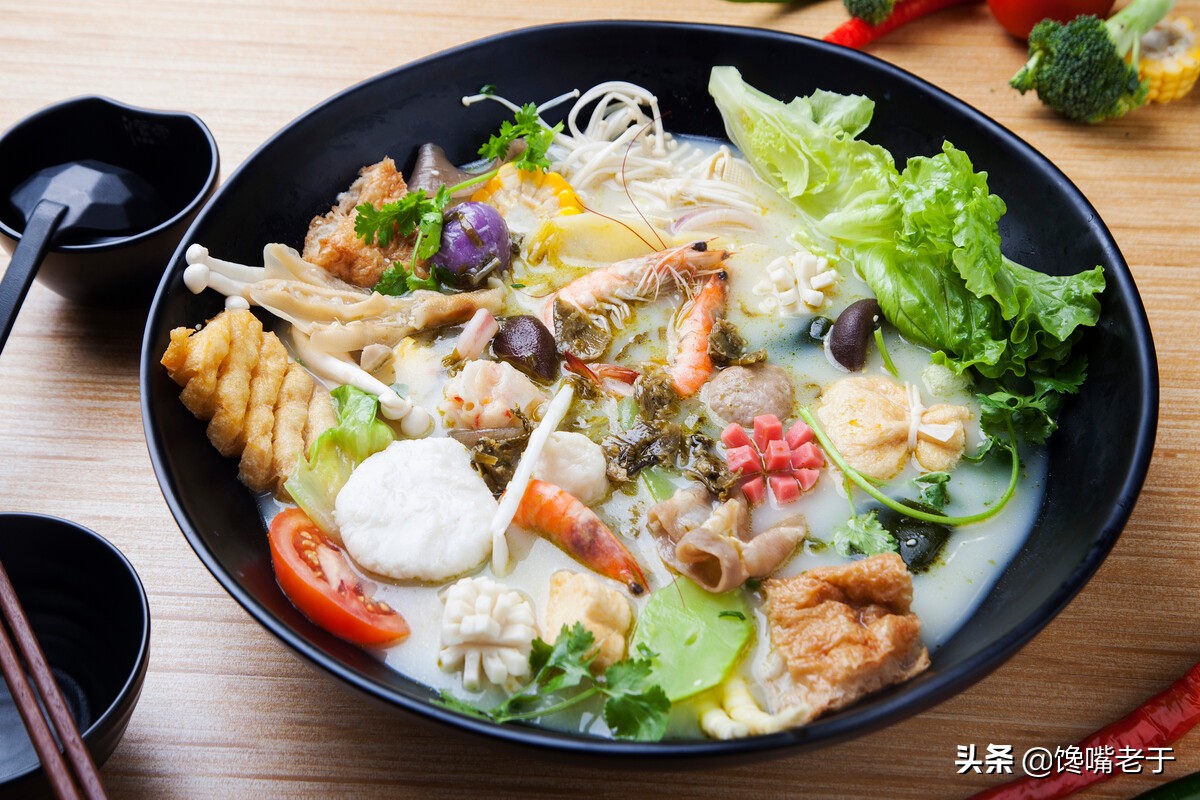各地“麻辣烫”中，网评最好吃的前3名，看看你吃过几种？