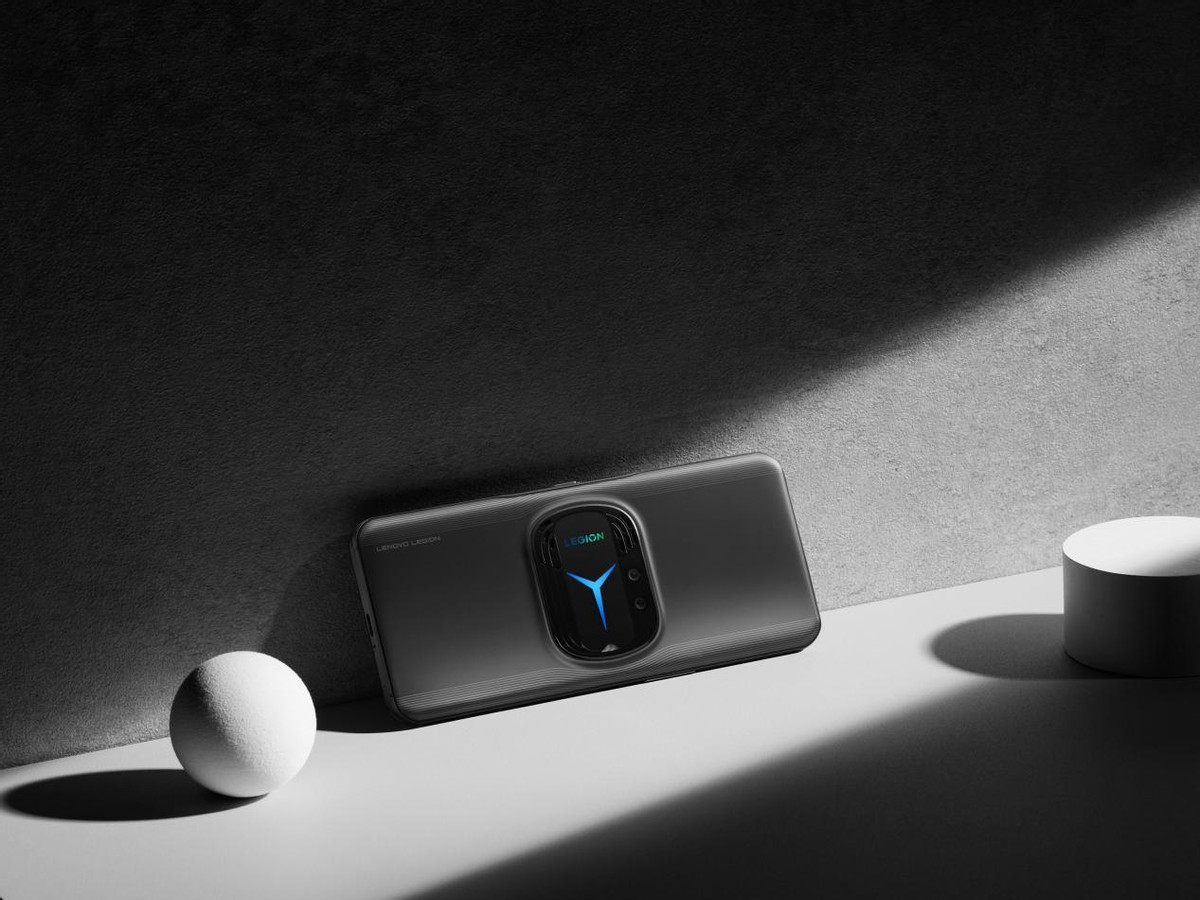 新电竞旗舰亮相，联想拯救者Y90电竞手机正式发布首发价3999元起