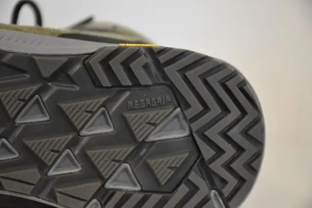 Merrell迈乐的登山鞋怎么样？第一次穿出去测评会有什么惊喜？