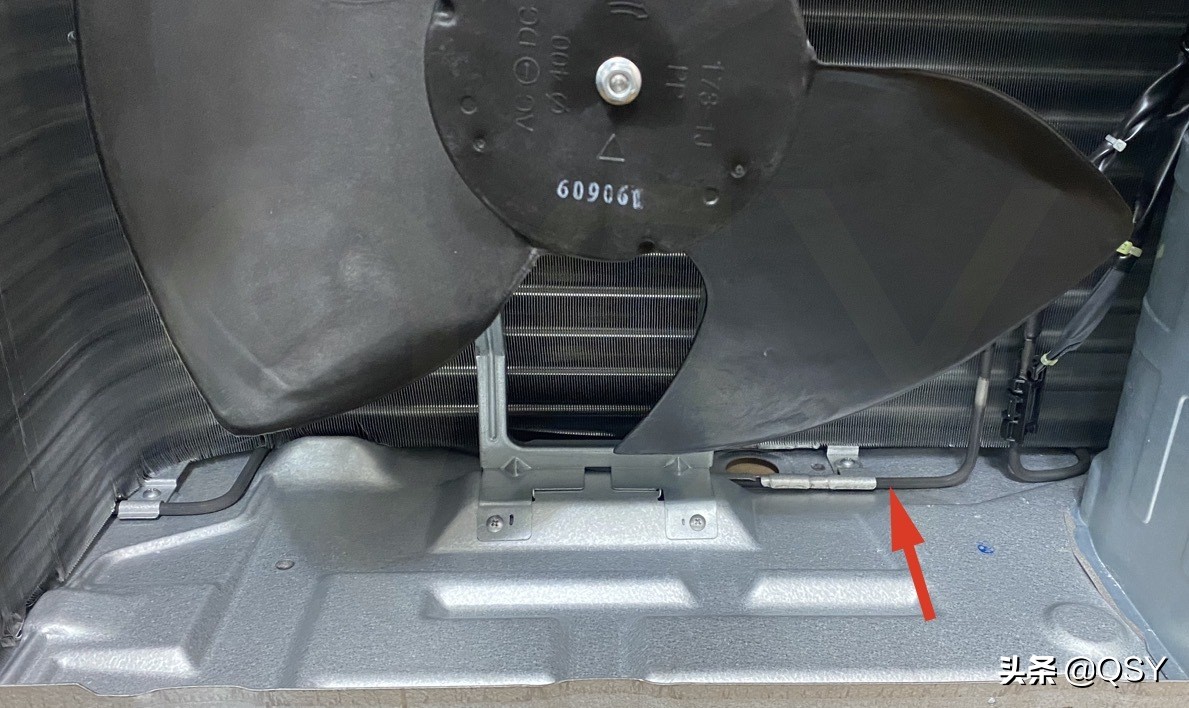 拆三菱电机空调ZHJ 或许是制热最强的1.5匹 实测68度高温风