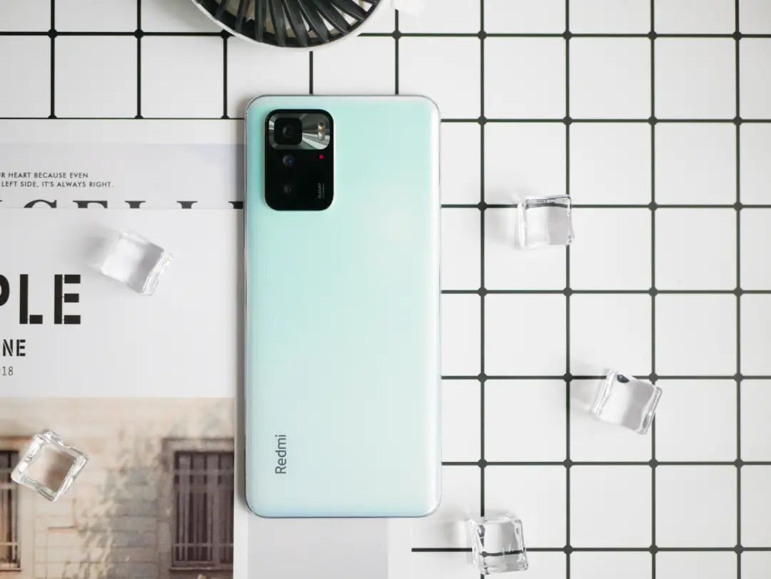 买手机能省则省，4款性价比超高的千元机，帮你把钱花在刀刃上