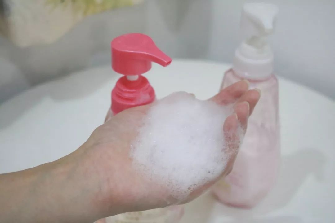 力士4款洗发水分析：黑鱼子酱是智商税，没有一款适合油皮