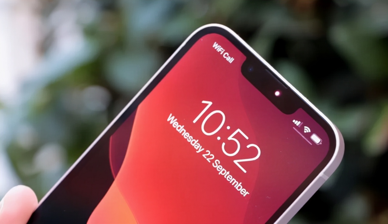 iPhone13最新价格确认，256GB版本跌破6000元，比128GB版本更香了