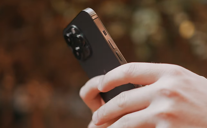 抛开情怀不谈，用了十几部手机后，我为什么还是选择苹果？