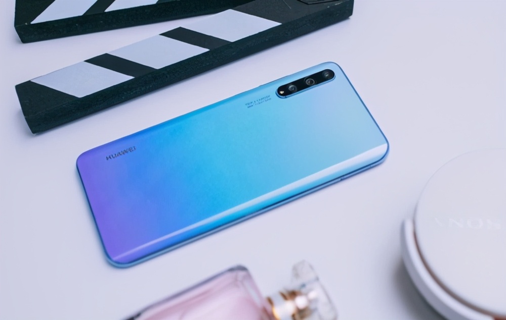 最新华为千元机热卖榜：华为畅享10S排第一，其中几款很是奇怪