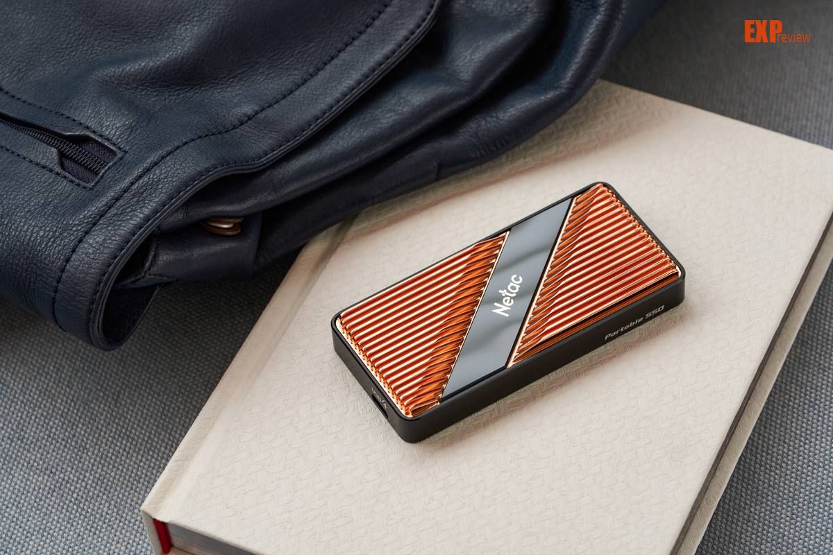 朗科ZT5 1TB移动固态硬盘评测：将内置高端SSD的性能体验随身携带